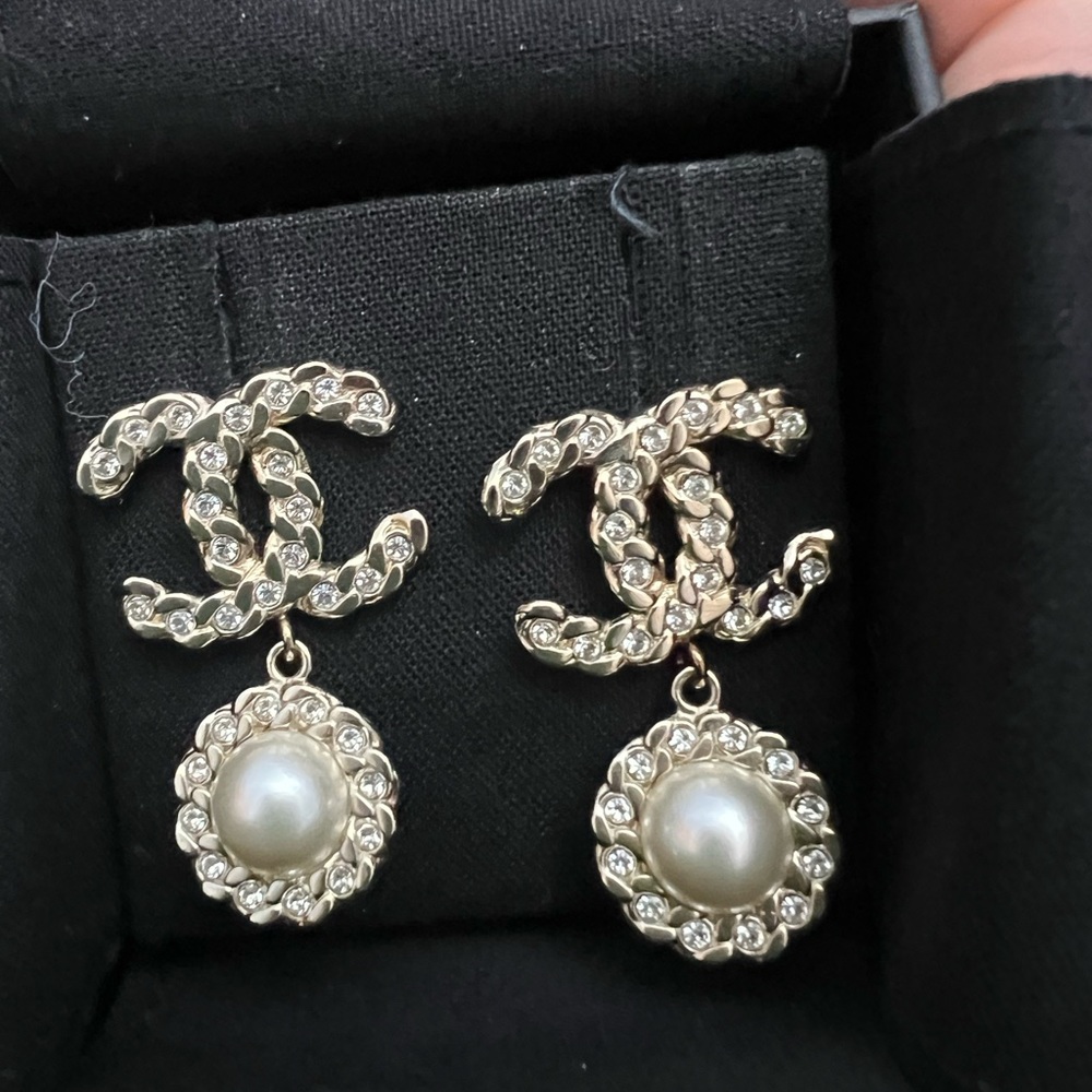 Chanel Earrings - Picture 2 of 12